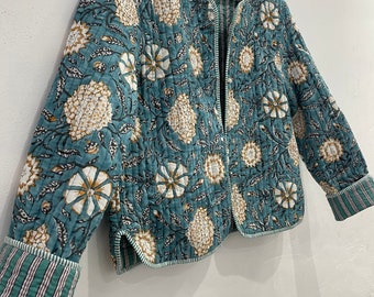 Veste matelassée en coton et tissu imprimé réversible kimono court femme à rayures intérieures imprimées de fleurs