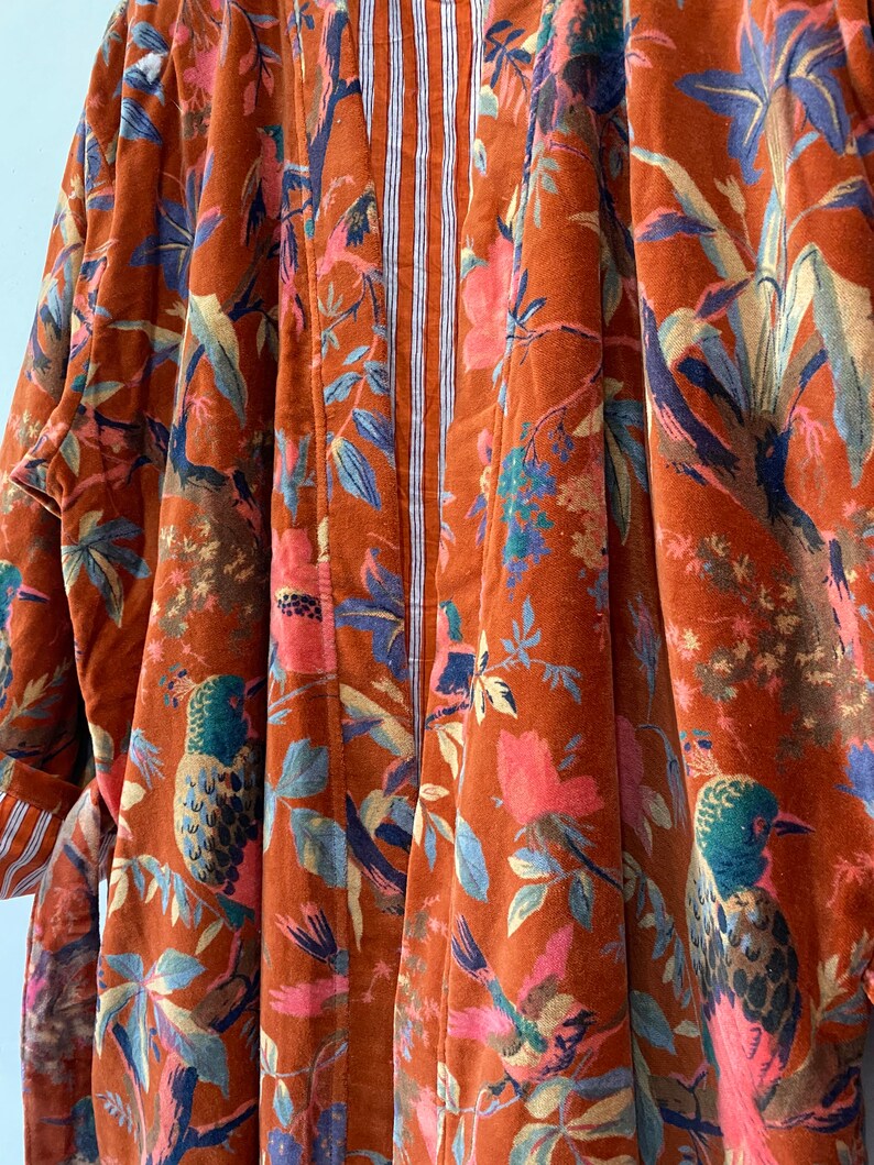 Kimono indien en velours fait à la main pour peignoir d'hiver, vêtements pour femmes, veste imprimée, couleur orange, veste longue réversible image 4