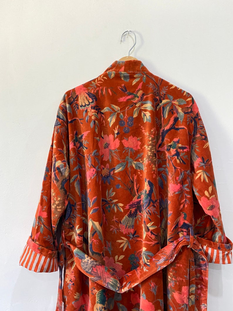 Kimono indien en velours fait à la main pour peignoir d'hiver, vêtements pour femmes, veste imprimée, couleur orange, veste longue réversible image 6