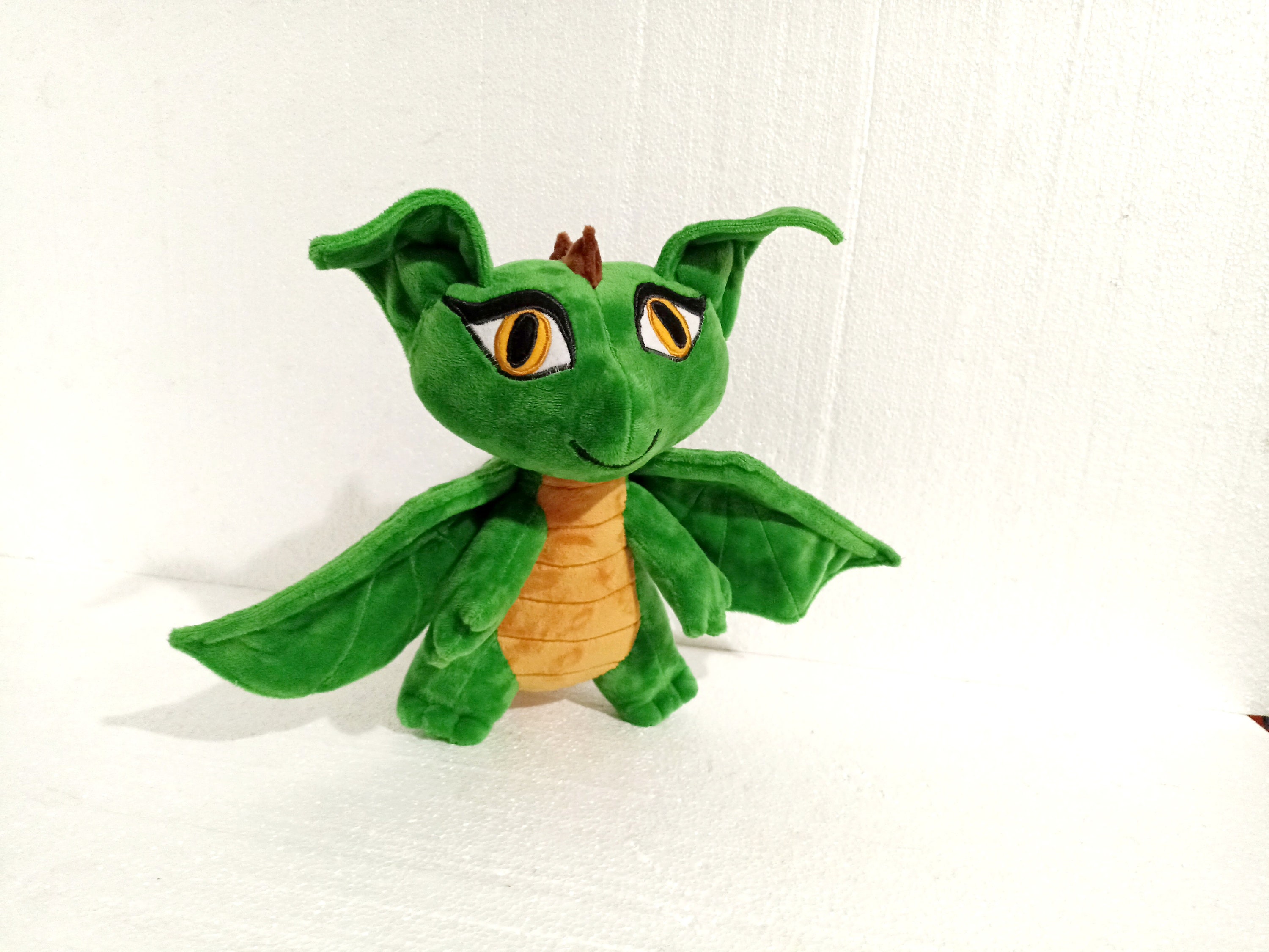 小さな緑のドラゴンのぬいぐるみ、30センチ - Etsy 日本