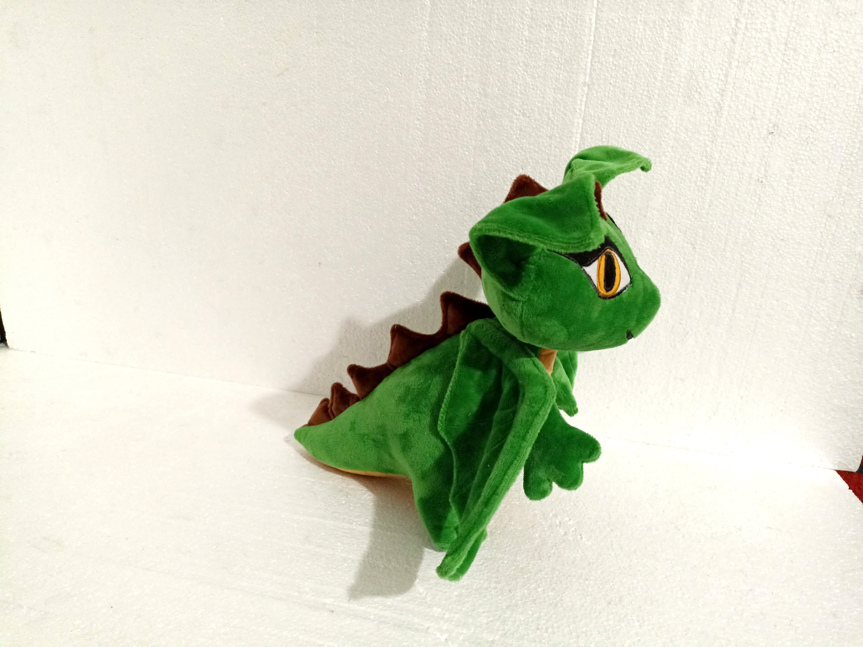 小さな緑のドラゴンのぬいぐるみ、30センチ - Etsy 日本