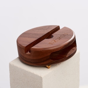Walnut Squirrel Telefoonstandaard - Bamboe telefoonstandaard - Houten luidspreker - Eco-vriendelijke luidspreker