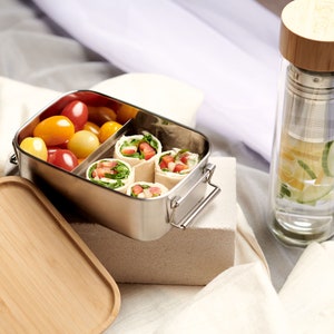 Bamboo Lunch Box - Bamboo Lid - Stainless Steel Vacuum with Divider - 800 ml