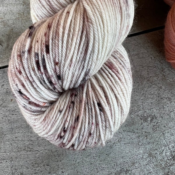 Hand dyed wool Merino fingering superwash Viennese Chocolate