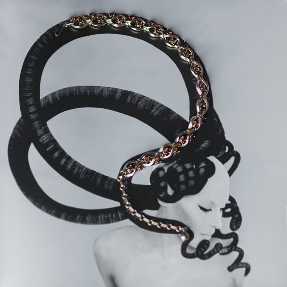 Lisner choker necklace