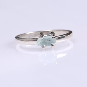 Natural Colombian Raw Emerald Ring,Emerald Rough Ring,Crystal Ring,May Birthstone Jewelry, Uncut Gemstone Ring, Statement Ring, Gift For Her