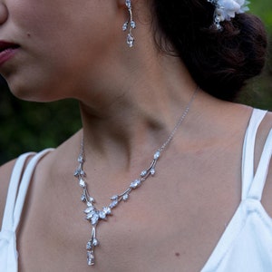 Platinum-Plated Bridal Jewelry Set, Crystal Wedding Necklace and Earrings, Bridesmaid Gift Jewelry Set