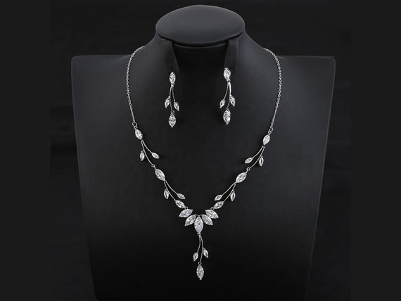 Beautiful Bridal Jewelry Set for Bride Dainty Necklace and