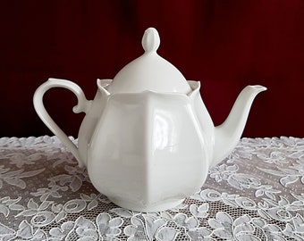 Théière en porcelaine blanche de Scherzer de Bavaria, vintage allemand