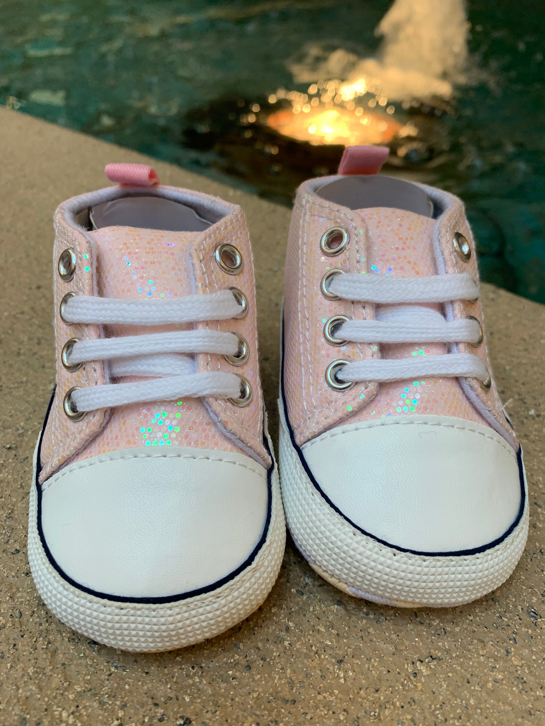rose gold baby converse