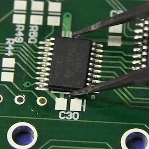 Servizio di assemblaggio di saldature di pannelli