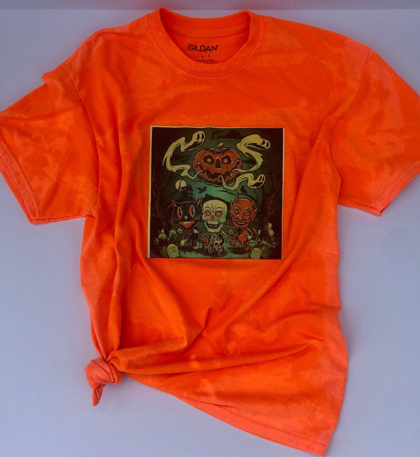 Vintage halloween print tshirt Etsy