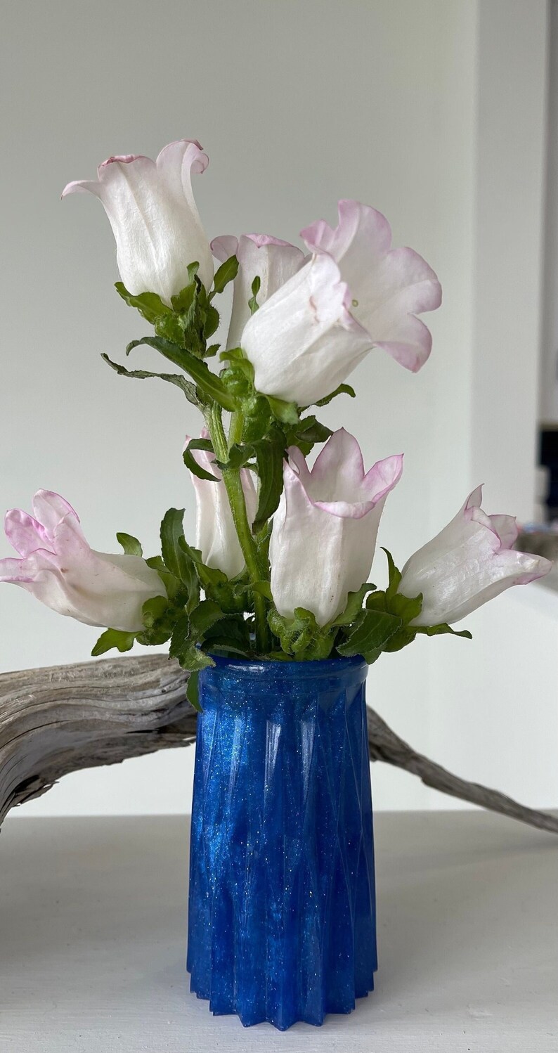 Resin Flower Vase Customize Your Color Resin Art Gift Etsy