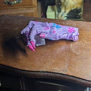 Mumified Chickens paw with crystals. Witchy. Occult, Wicca, pagan, voodoo.