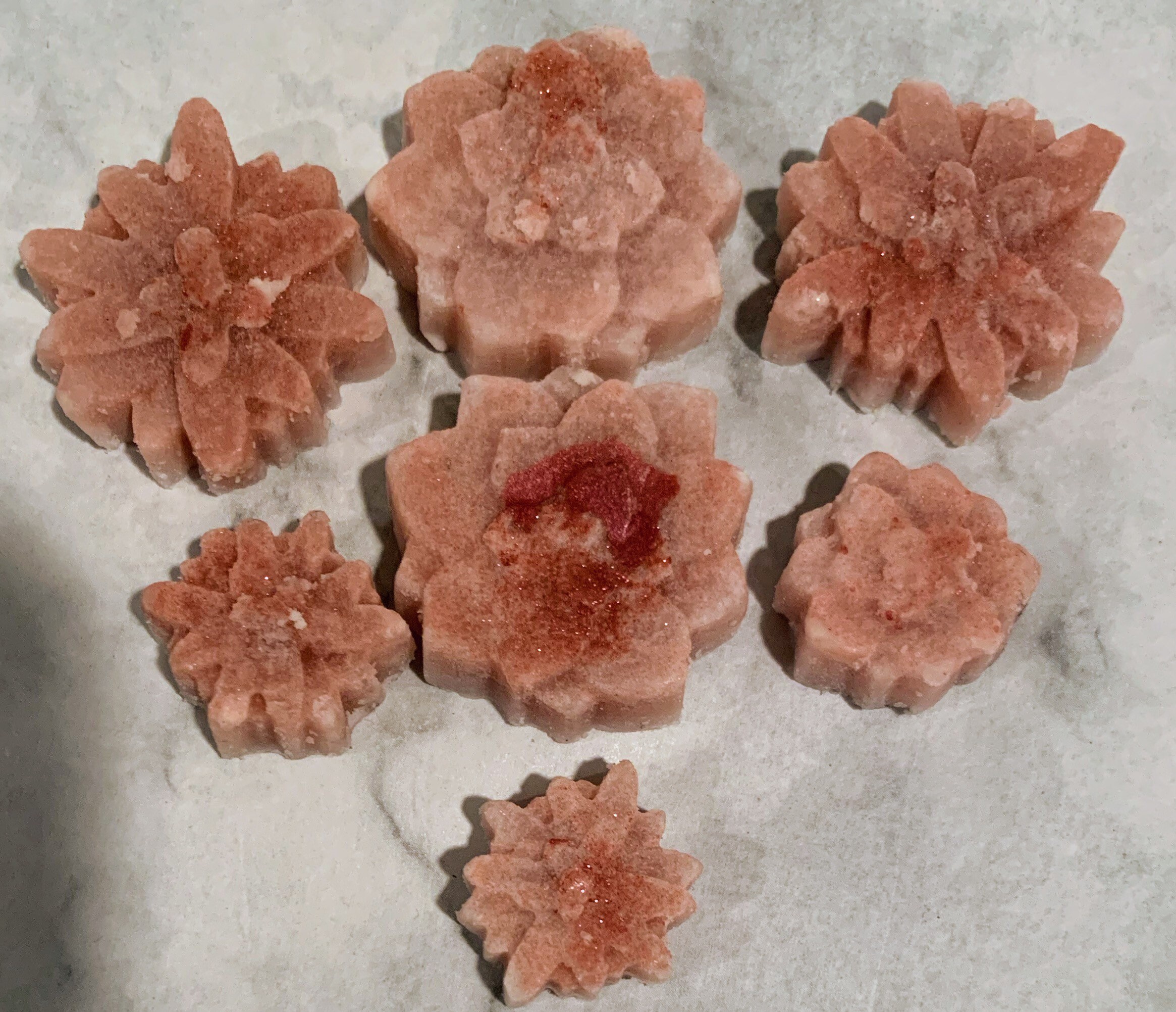 Wax melts A flower melt made with Grape myrtle color soy wax Etsy