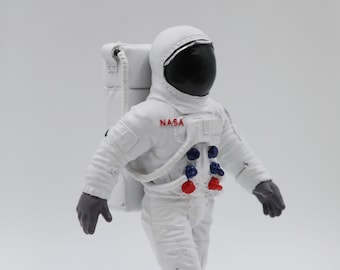 ZIZO NASA United State Astronaut Figurines statue souvenir decoration gift for kids friends 6"