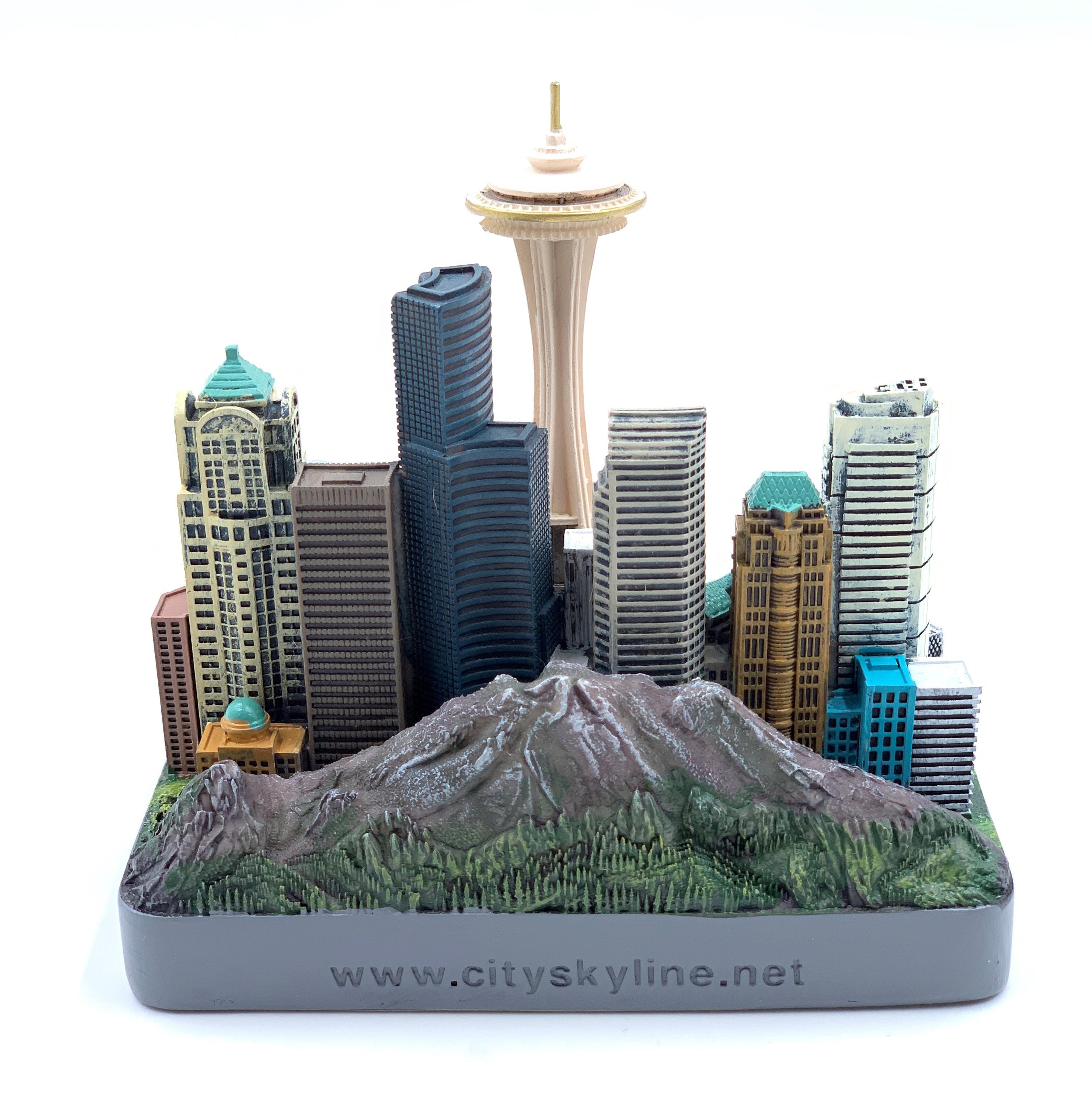 オブジェ　画伯 Seattle City Landmark Miniature Model – Collectible Souvenir