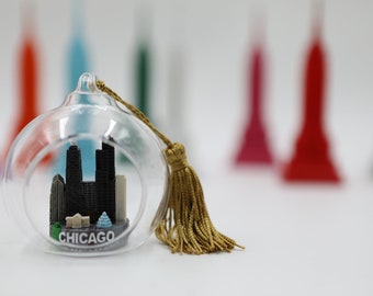 ZIZO Chicago city skyline and landmark glass ornament and tabletop for holiday and home decoration 2 1/2 inches