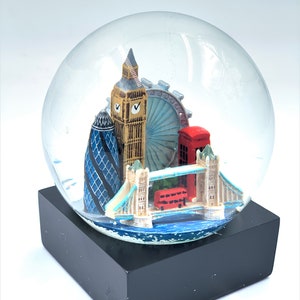 London 3D Landmark Snow Globe Romantic Gift Souvenir Decor 4 1/2 Inches