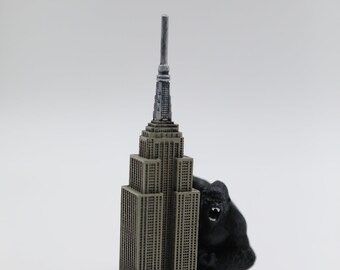 アンティーク雑貨 Empire State Building &King Kong il_340x270.2761524125_i3u9.jpg