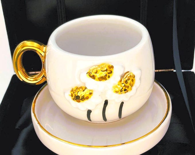 Boxed Daisy Mug Personized Floral Espresso Cup Luxury Gold Coffee 24K Gold Ceramic Gift Handmade Gold Handle, 3 fl oz