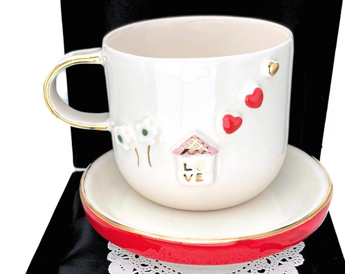 Handmade Ceramic Heart Mug: 24k Gold Detail, Velvet Gift Box
