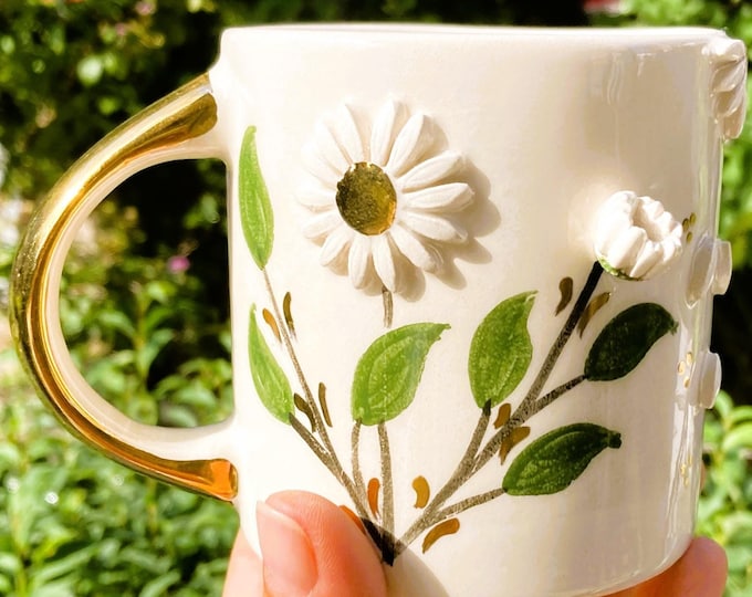 Gold Mug Floral Daisy Gift Mug, Luxury Mug Gold Coffee Mug 24 K Gold Handle Flower Cup, Luxury Coffee Gold Tea Housewarming Mug, 11 fl oz