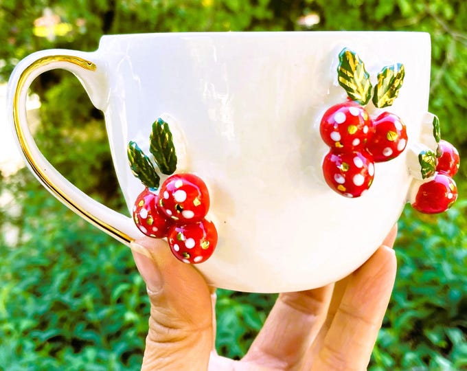 24k gold flower mug, butcher's broom mug, 12 oz mug, christmas mug, cochina mug, mausedorn, cute mug, handmade mug, floral mug, tasse, mug