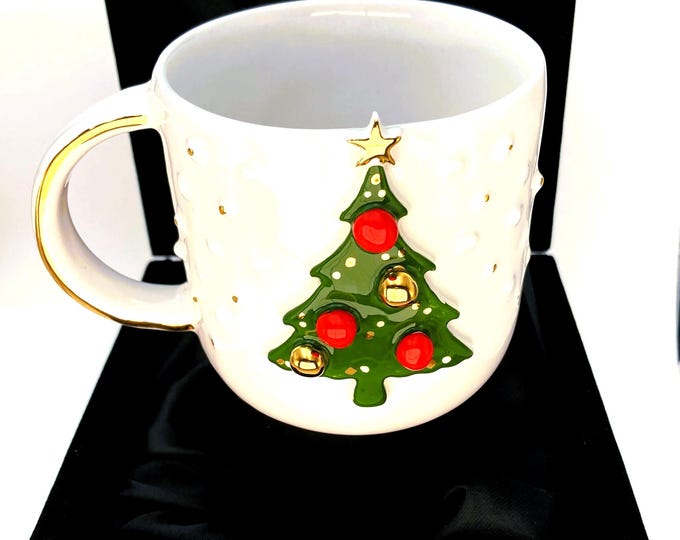 Christmas Tree Mug – 16 oz personalized pine-tree coffee cup with real 24 K gold star & ornaments, festive holiday gift in velvet gift box