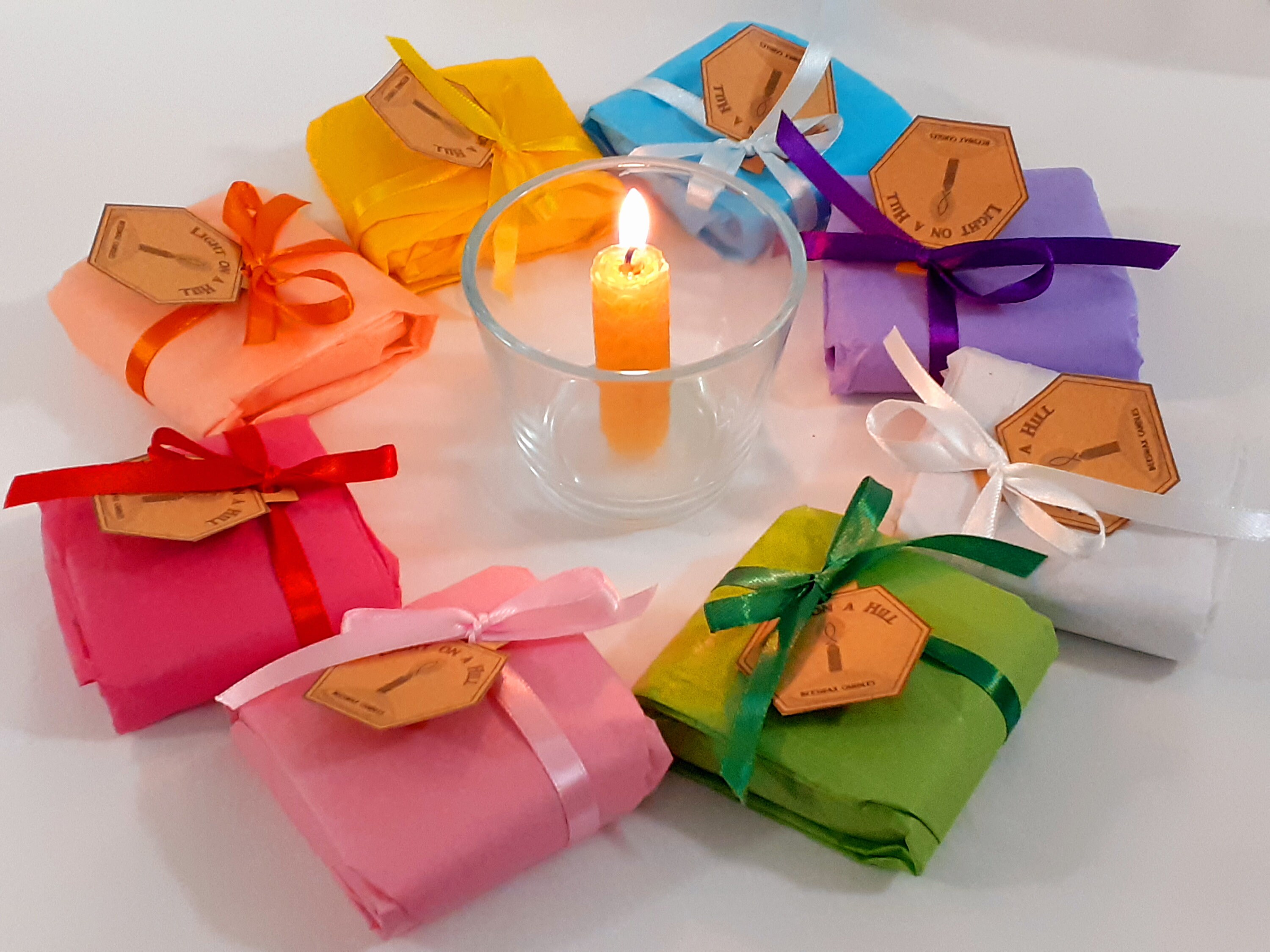 Beeswax Candle Gift Sets of 4 or 8 Hand Rolled Mini Candles Etsy UK