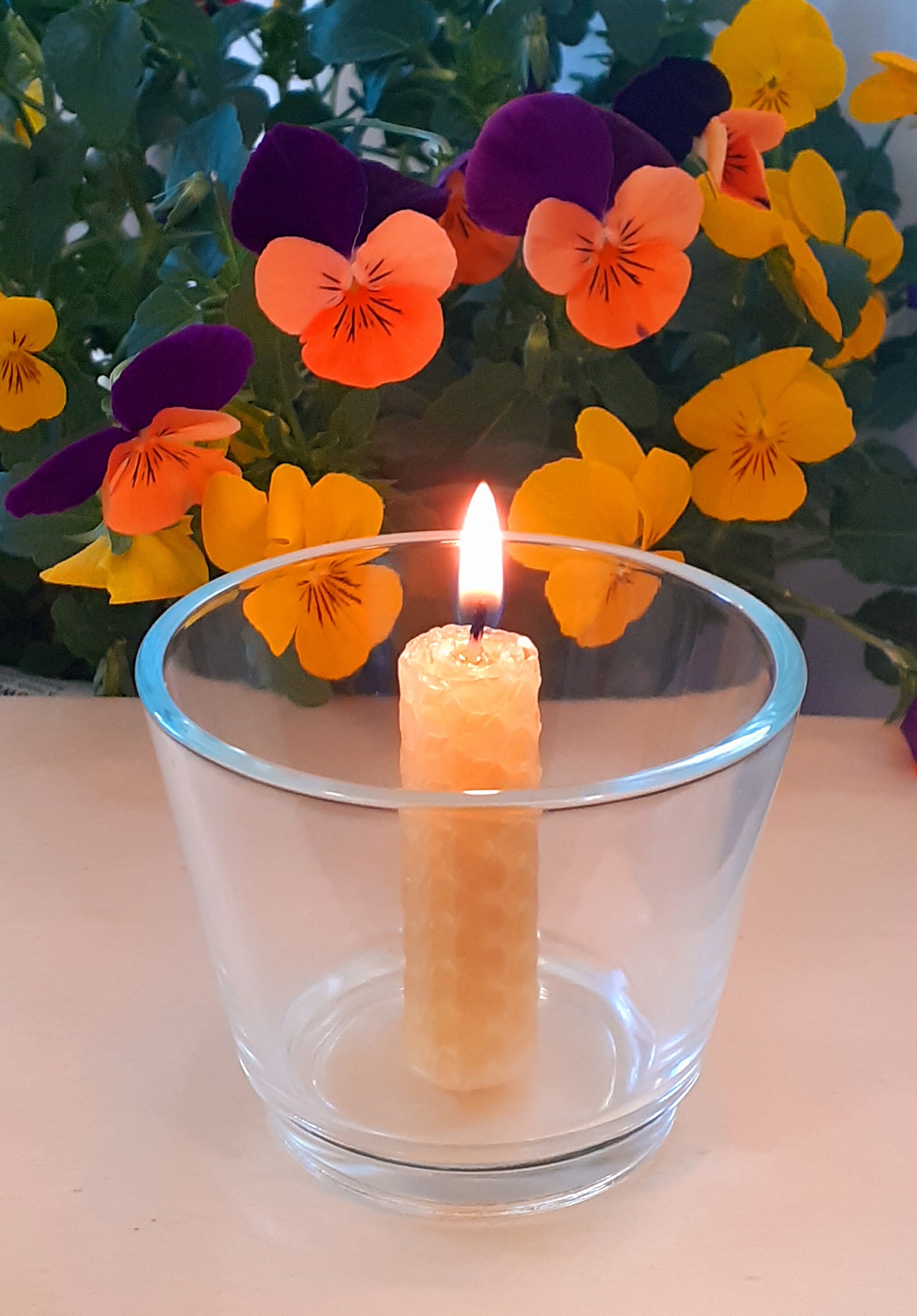 Beeswax Candle Gift Sets of 4 or 8 Hand Rolled Mini Candles Etsy UK