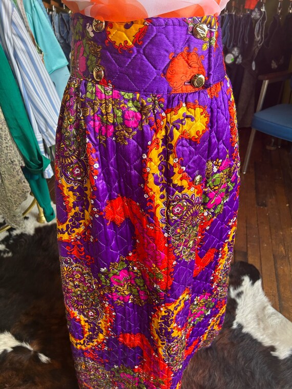 1960s/70s Vintage Quilted Psychedelic Paisley Ski… - image 4