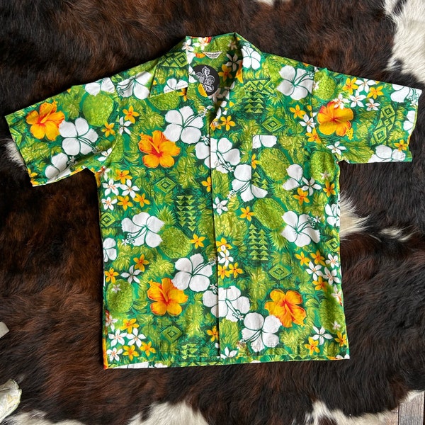 Vintage 1970s Hibiscus Green Yellow Orange and White Barkcloth Hawaiian Shirt LARGE