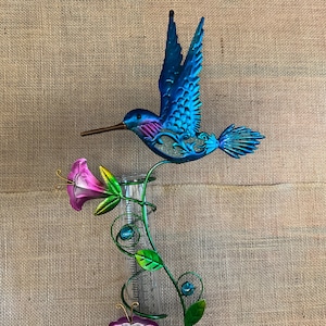 Decorative Hummingbird Rain Gauge