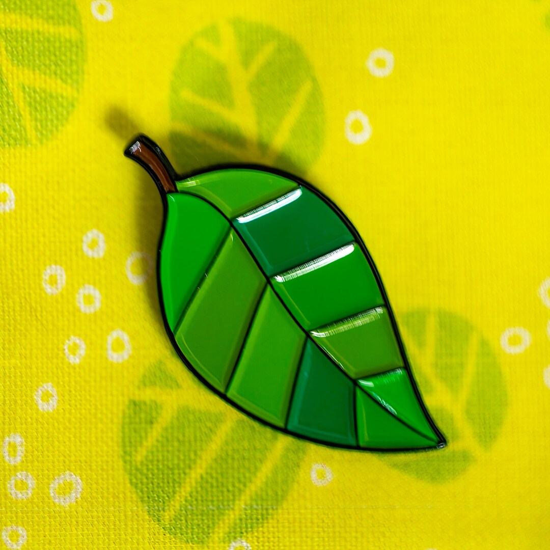 Green Leaf Enamel Pin - Etsy
