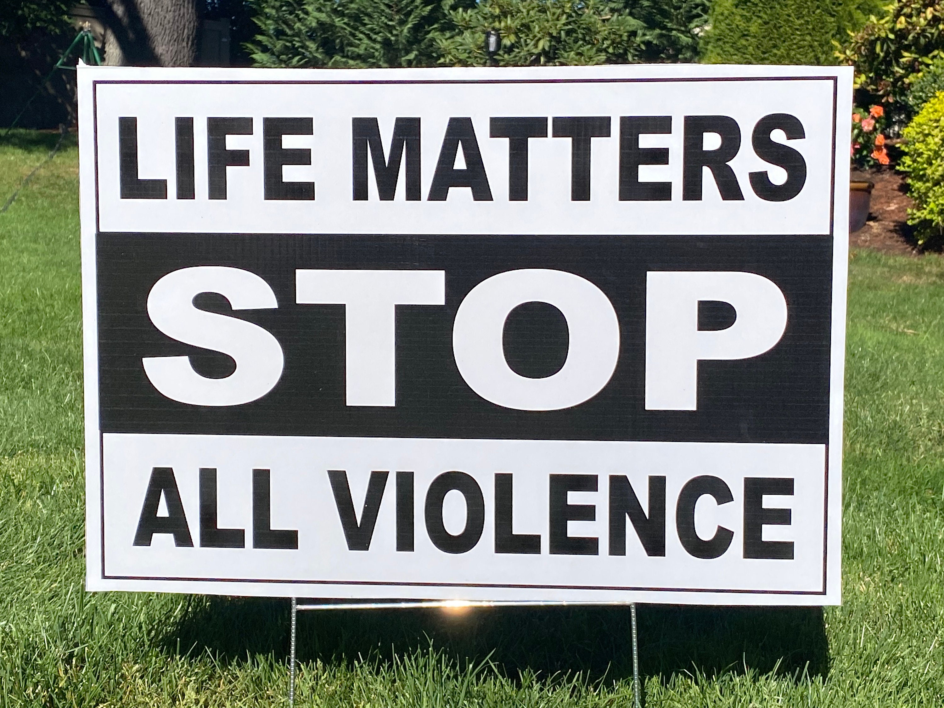 Wait картинка. This sign. This sign. This sign. Give way road sign.