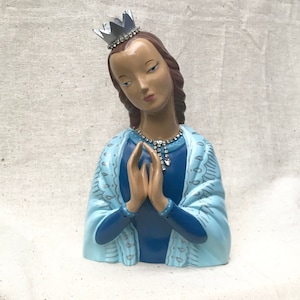 Handpainted Virgin Mary, Holy Mary statue , Blessed Mother, MaDonna statue, Queen of Heaven, Holy mother with Silver crown, Catholic statue