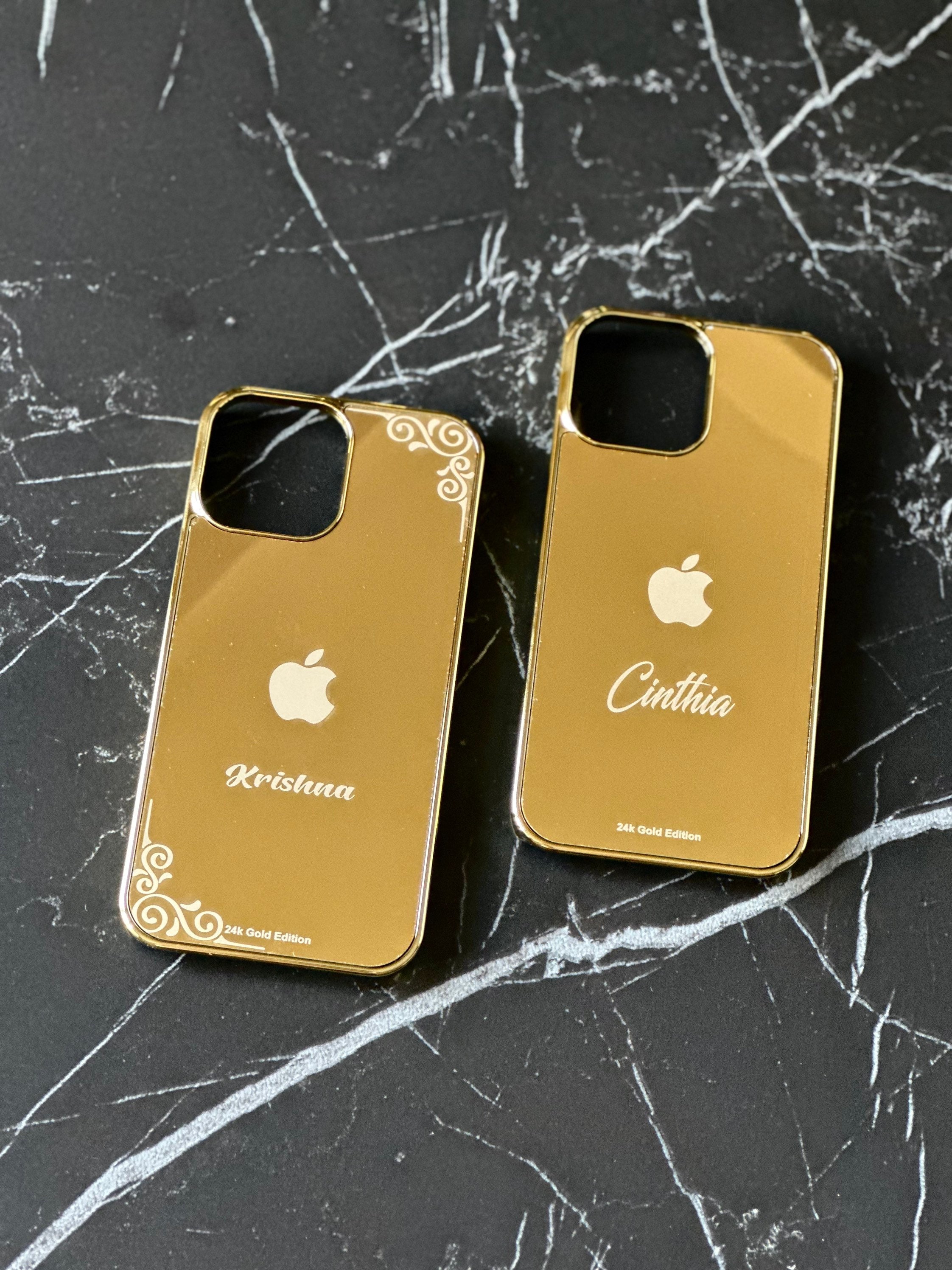 Change Case Apple iPhone 15 Back Cover avec Cordon Brun - Coolblue - avant  23:59, demain chez vous