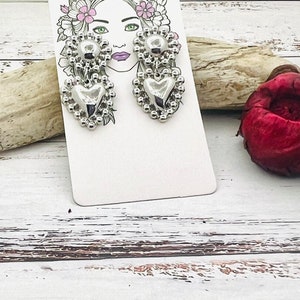 Sacred Heart Earrings, Silver Plated Earrings, Catholic Earrings, Frida Earrings, Heart Earrings, Religious Earrings, Sacred Heart Jewelry