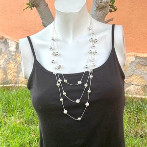gray pearl necklace, 3 strand floating necklace ,Illusion necklace, multistrand gray necklace, baroque pearl necklace