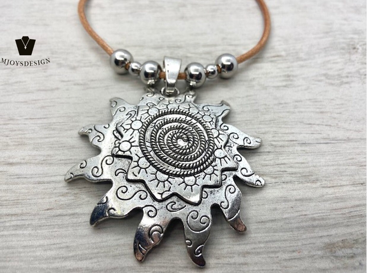 Sun Necklace, Sun Jewelry, Sun Pendant, Summer Fashion