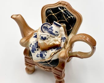Vintage 1998 Royal Doulton Paul Cardew Real Old Willow -Overstuffed Chair- Teapot 1998 Collectible