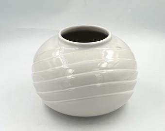 Jarrón esférico de cerámica acanalada posmoderno vintage de los años 80 • Jarrón bajo para flores con forma de melón, estilo Art Déco Revival