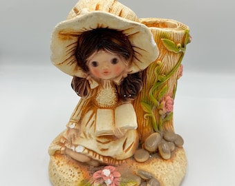 Vintage Prairie Girl w/Bonnet Chalkware • Big Eye Moppet