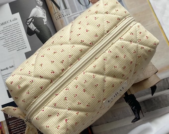 HANDMADE Quilted cosmetic bag