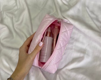 Medium HANDMADE Quilted makeup bag " Pink check "
