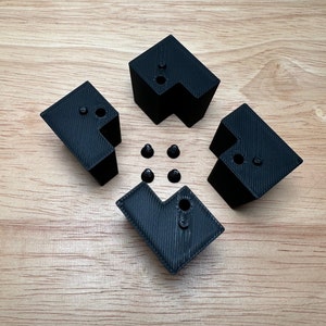 SSUPD Meshroom S Designed Case Feet