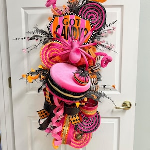 Pink and orange Halloween wreath - Whimsical Candy-Themed Door Decor - Spooky Decoration - Halloween Party decor