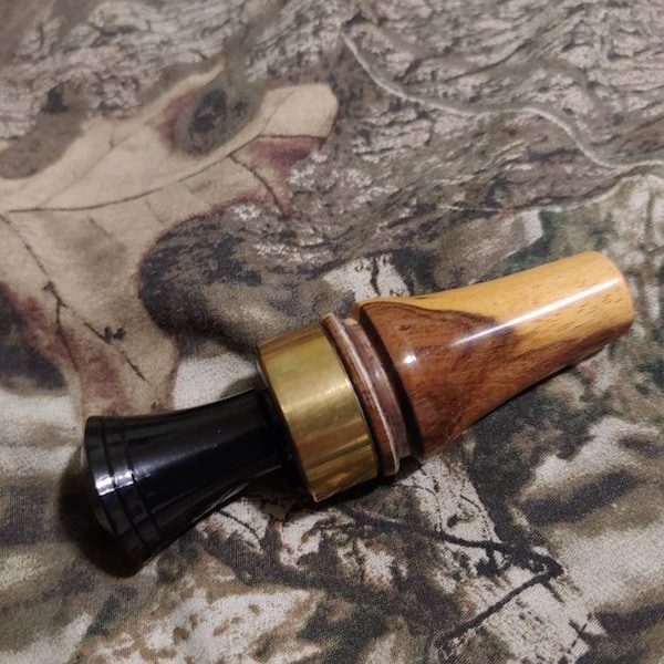 Echo duck call