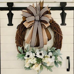 Succulent Wreath with Lambs Ear, Succulent Wreath with Flowers, Front Door Wreath with Succulent, Front Door Wreath, Grapevine Wreath